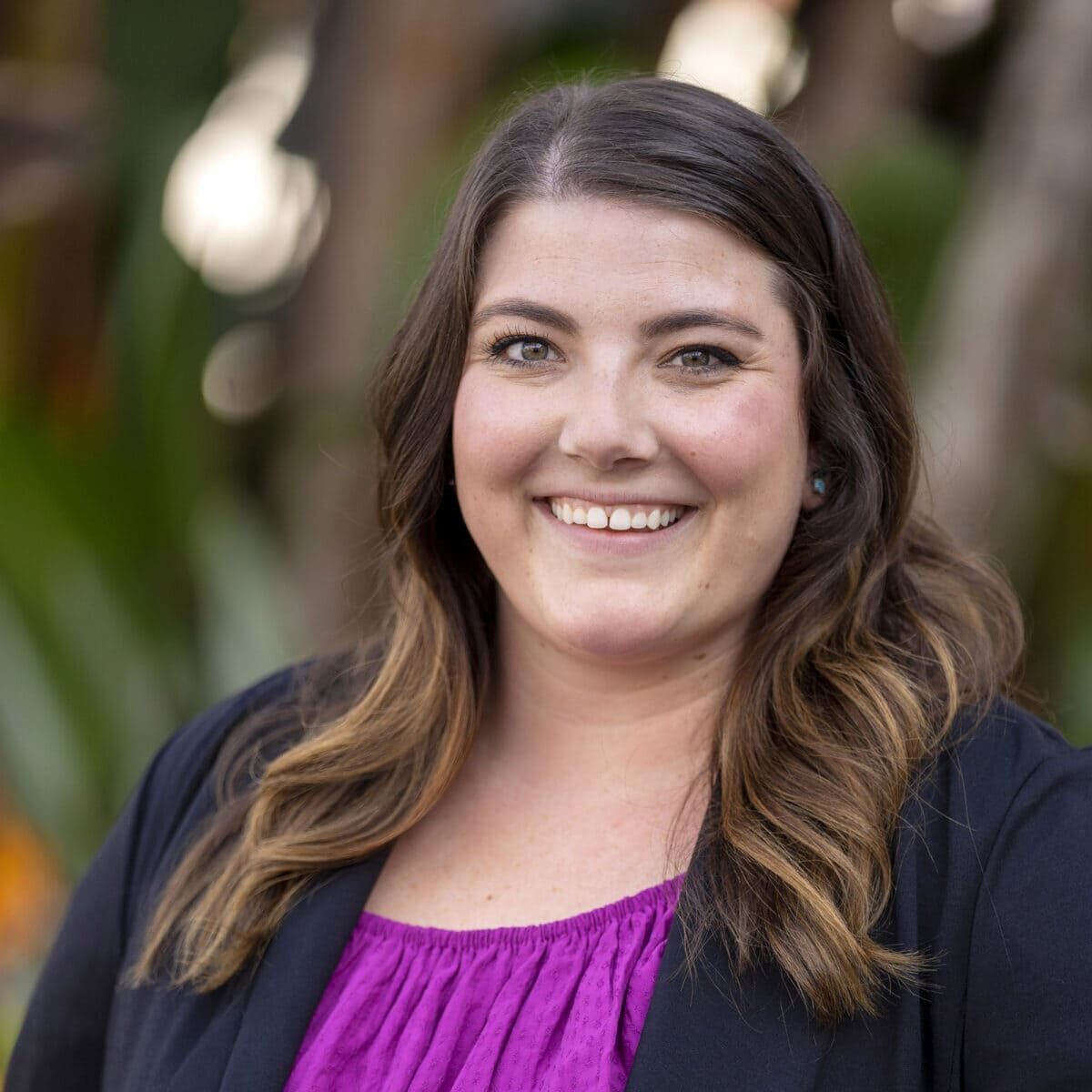 Headshot of Jenna Campbell